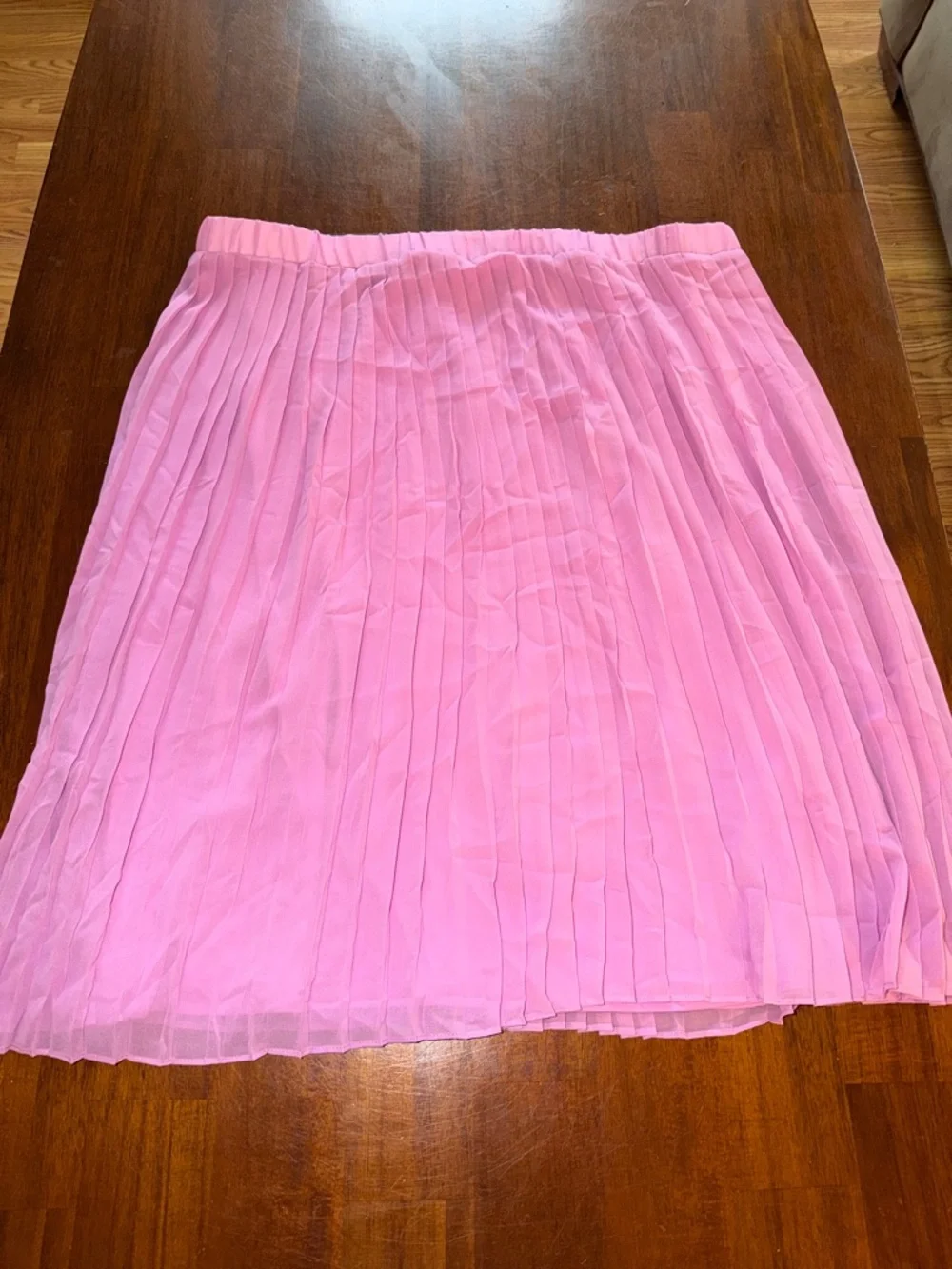Banana Republic Ladies Pleated Lilac Midi Skirt. Petite. NWT. X-large.